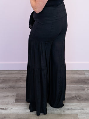 *NEW* Brianne Tiered Pants | Black