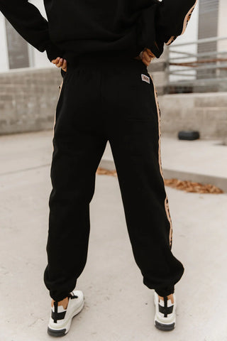 Ampersand | Comfort Zone Joggers | Fearless & Free