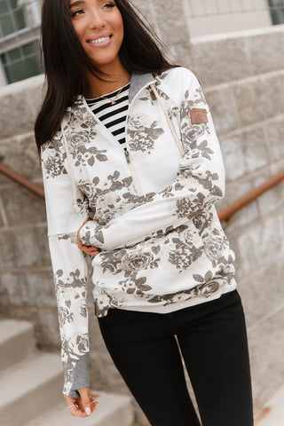 *NEW* Ampersand | Halfzip Sweatshirt | Chasing Moments