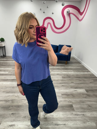 Colleen Round Neck Tee | Marlin