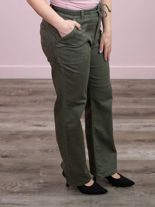 DEX | Rumi Relaxed Twill Pant | Army Green