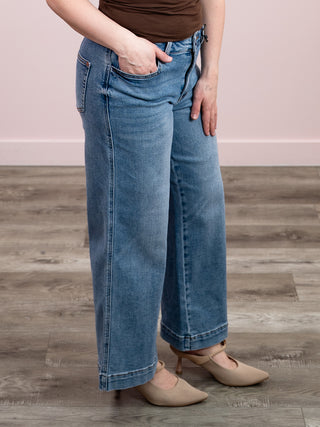 *NEW* Judy Blue | Mid Rise Bandana Ankle Wide Jean | Lane