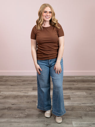 Ampersand | Ribbed Lulu Tee | Coffee