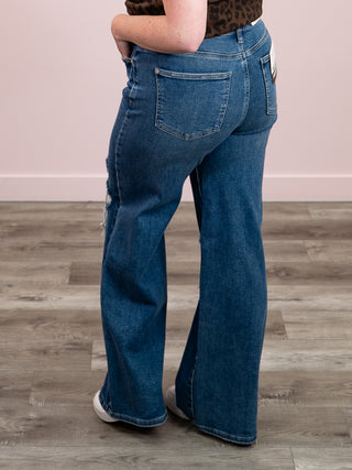 *NEW* Judy Blue | Adjustable Distressed Column Straight Jean | Ronin
