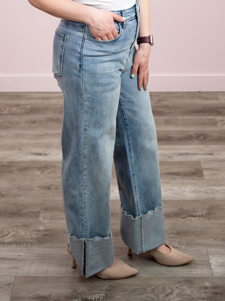 *NEW* Ampersand | 606 Denim