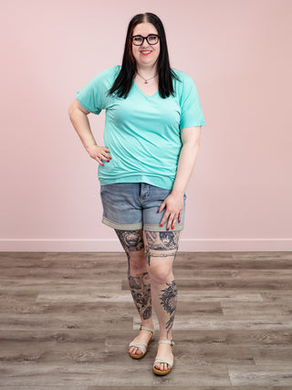 *NEW* Chloe Cozy Tee | Turquoise