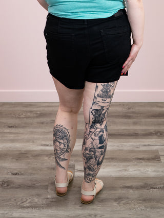 *NEW* Judy Blue | High Rise Trouser Short | Black | Heath