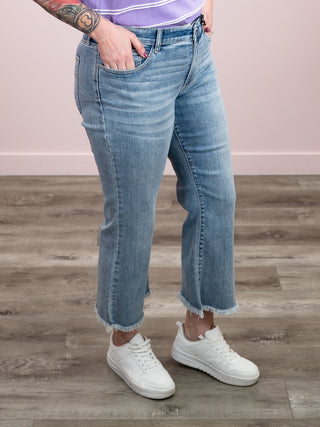 *NEW* Judy Blue | Mid Rise Kick Flare Jean | Linden
