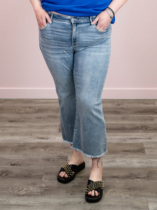 *NEW* Judy Blue | Mid Rise Kick Flare Jean | Linden