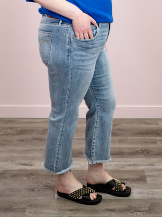 *NEW* Judy Blue | Mid Rise Kick Flare Jean | Linden