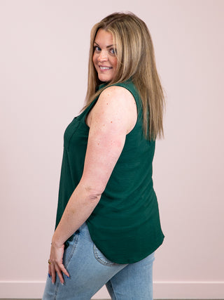 *NEW* Laynee Collared Sleeveless Tunic | Hunter Green
