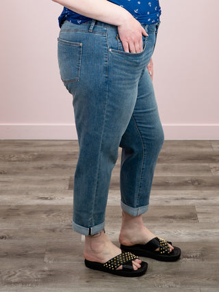 *NEW* Judy Blue | BOYFRIEND Cool Jean | Mid Wash