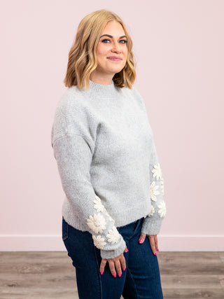 Let Love Grow Sweater | Grey