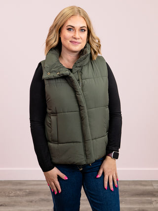 Basecamp Puffer Vest | Dark Olive