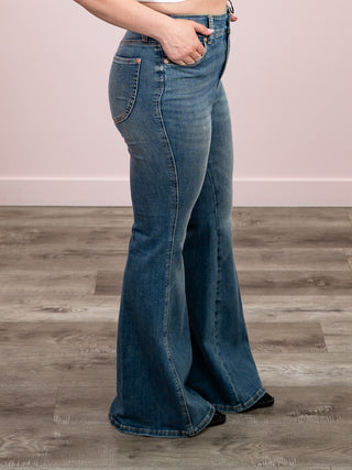 *NEW* Judy Blue | JAQUELINE Flare Jean | Dark Wash