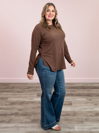 *NEW* Julianna Long Sleeve Waffle Top | Brown