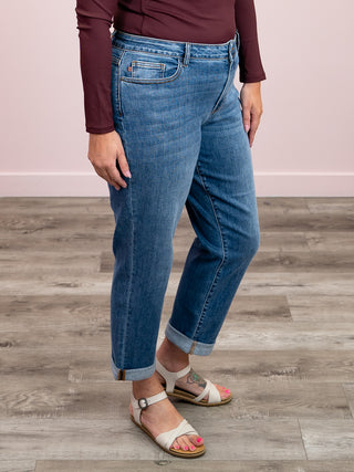 Judy Blue | Mid Rise | Mid Wash Cuffed Boyfriend | Brent
