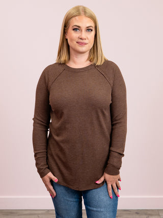 *NEW* Julianna Long Sleeve Waffle Top | Brown