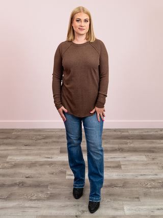 *NEW* Julianna Long Sleeve Waffle Top | Brown