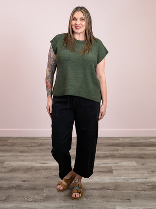*NEW* Amber-Lynn Sweater Vest | Dark Olive