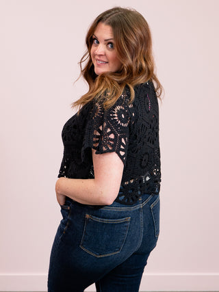 Langley Short Sleeve Crochet Top | Black