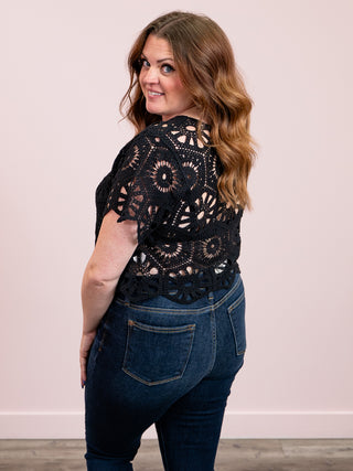 Langley Short Sleeve Crochet Top | Black