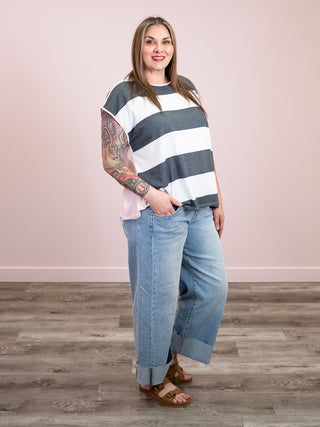 *NEW* Violet Short Sleeve Colour Block Top | Black & Pink