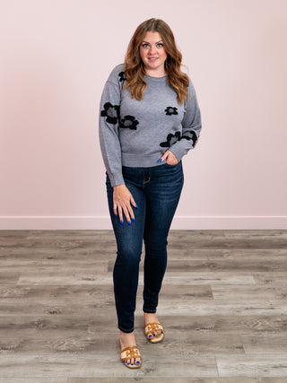 Elora Floral Sweater | Heather Gray & Black