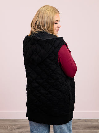 Covey Oversized Quilted Hooded Vest | Black