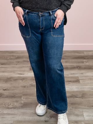 *WAREHOUSE FIND* Judy Blue | Mid Rise | 90's Mid Wash Straight | Casey