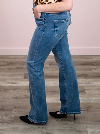 *NEW* Risen | High Rise Straight Jeans | Medium Wash | Damon