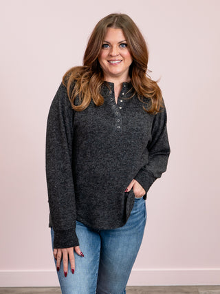 Kutcher Oversized Henley Sweater | Black