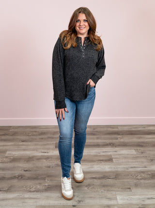 Kutcher Oversized Henley Sweater | Black