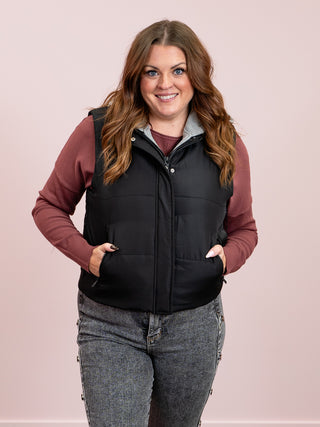Room 34 | Starry Short Puffer Vest | Black