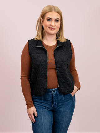 Fernie Quilted Vest | Black