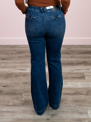 Judy Blue | Mid Rise | Dark Wash Trouser Bootcut | Carlton
