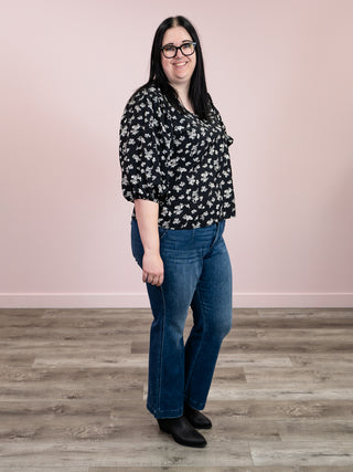 Taylee Floral Top | Black