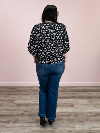 Taylee Floral Top | Black