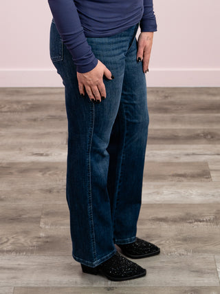 Judy Blue | Mid Rise | Dark Wash Tummy Control Straight PETITE | Finch