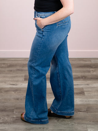 *NEW* Risen | High Rise Wide Leg Jeans | Medium Wash | Colsen