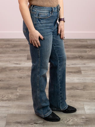 Judy Blue | High Rise Tummy Control Straight Jean | Brad