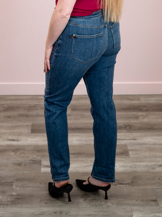*NEW* Judy Blue | Mid Rise BILLIE Boyfriend Everyday Jeans | Indigo