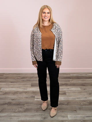 *NEW* Rustic Prowl Button Cardigan | Taupe