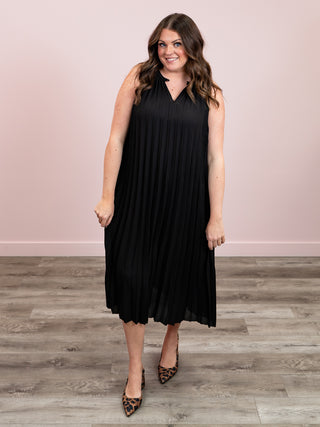 *NEW* DEX | Ashby Pleated Halter Dress | Black