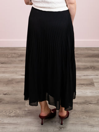 *NEW* DEX | Calyx Pleated Skirt | Black