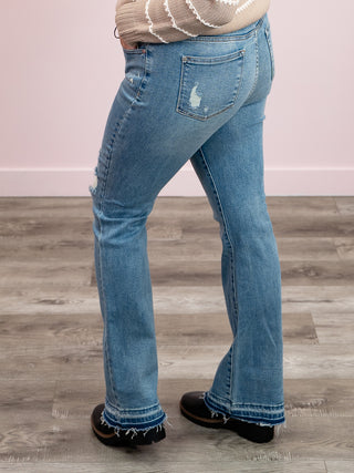 Judy Blue | Mid Rise Destroy Bootcut Jean | Marty