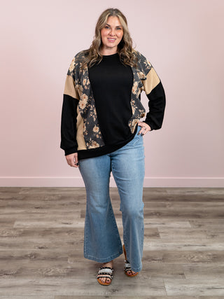 *NEW* Downtown Petals Ribbed Long Sleeve Top | Black