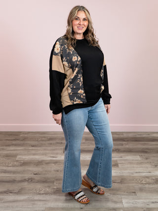 *NEW* Downtown Petals Ribbed Long Sleeve Top | Black