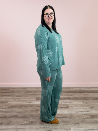 *NEW* Snowflake Wishes Lounge Set | Hunter Green