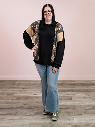 *NEW* Downtown Petals Ribbed Long Sleeve Top | Black